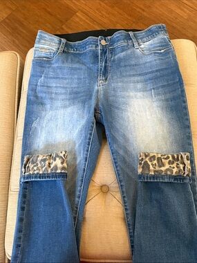 Coco + Carmen Blue Skinny Jeans with Leopard Patch Knees